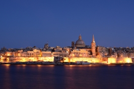 Valletta wieczorną porą